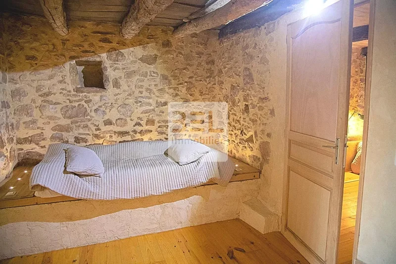 Sabran, Occitanie, France. - Photo 26