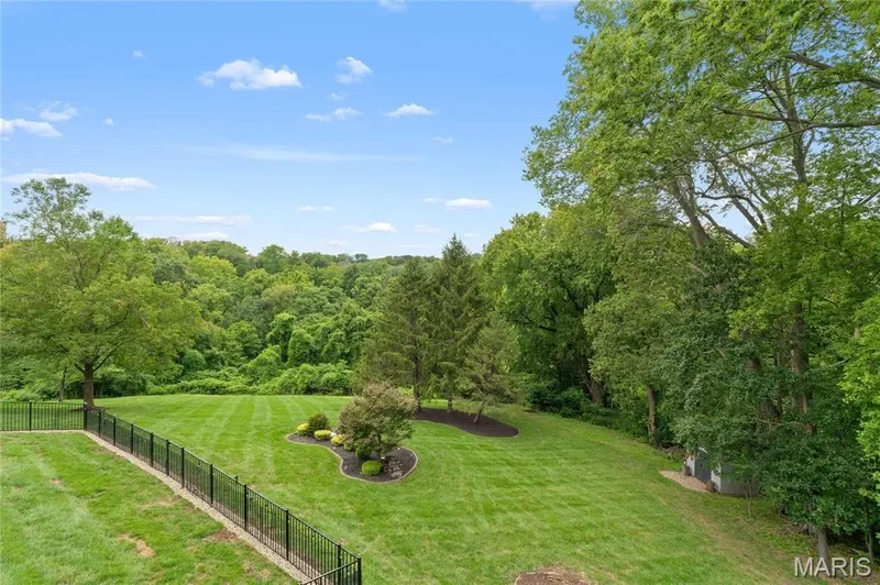 287 Larimore Valley Drive, Wildwood, Missouri, United States. - Photo 82