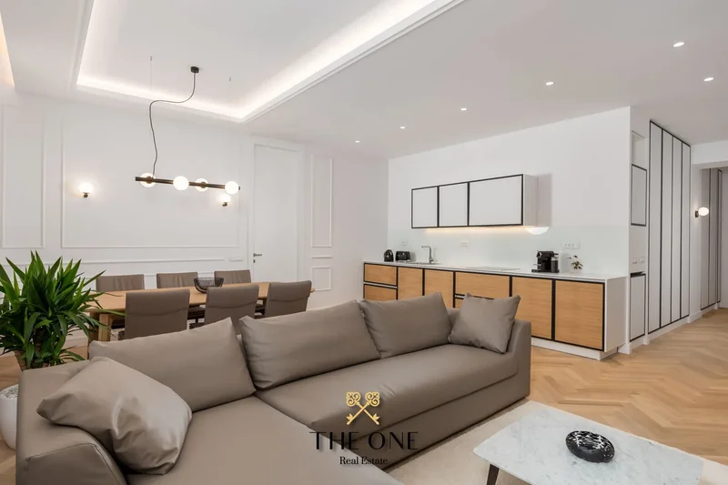 Luxury Waterfront Apartment, Opatija