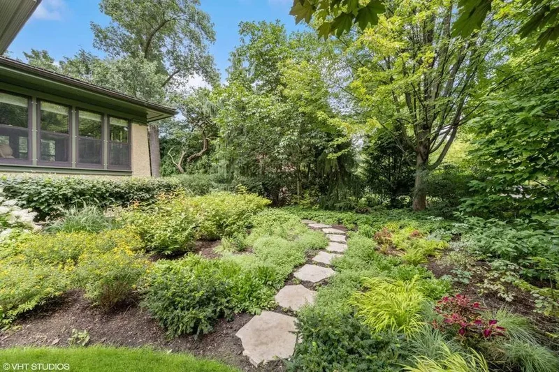 141 Kenilworth Avenue, Kenilworth, IL, 60043, USA, Kenilworth, Illinois, United States. - Photo 37
