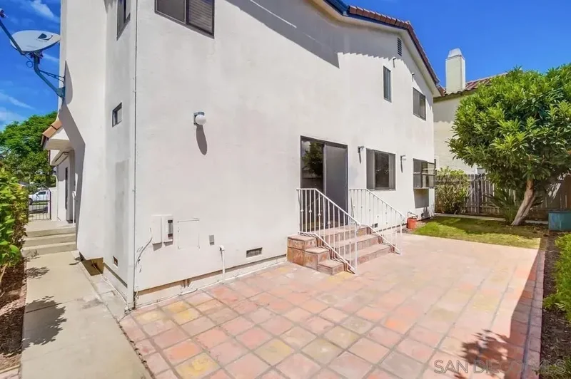 349-351 G Avenue, Coronado, California, United States. - Photo 5