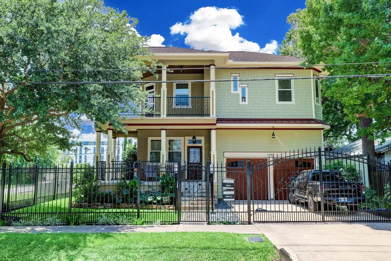 1302 W 21st Street, Houston, TX 77008, Houston, Texas, United States. - Photo 24