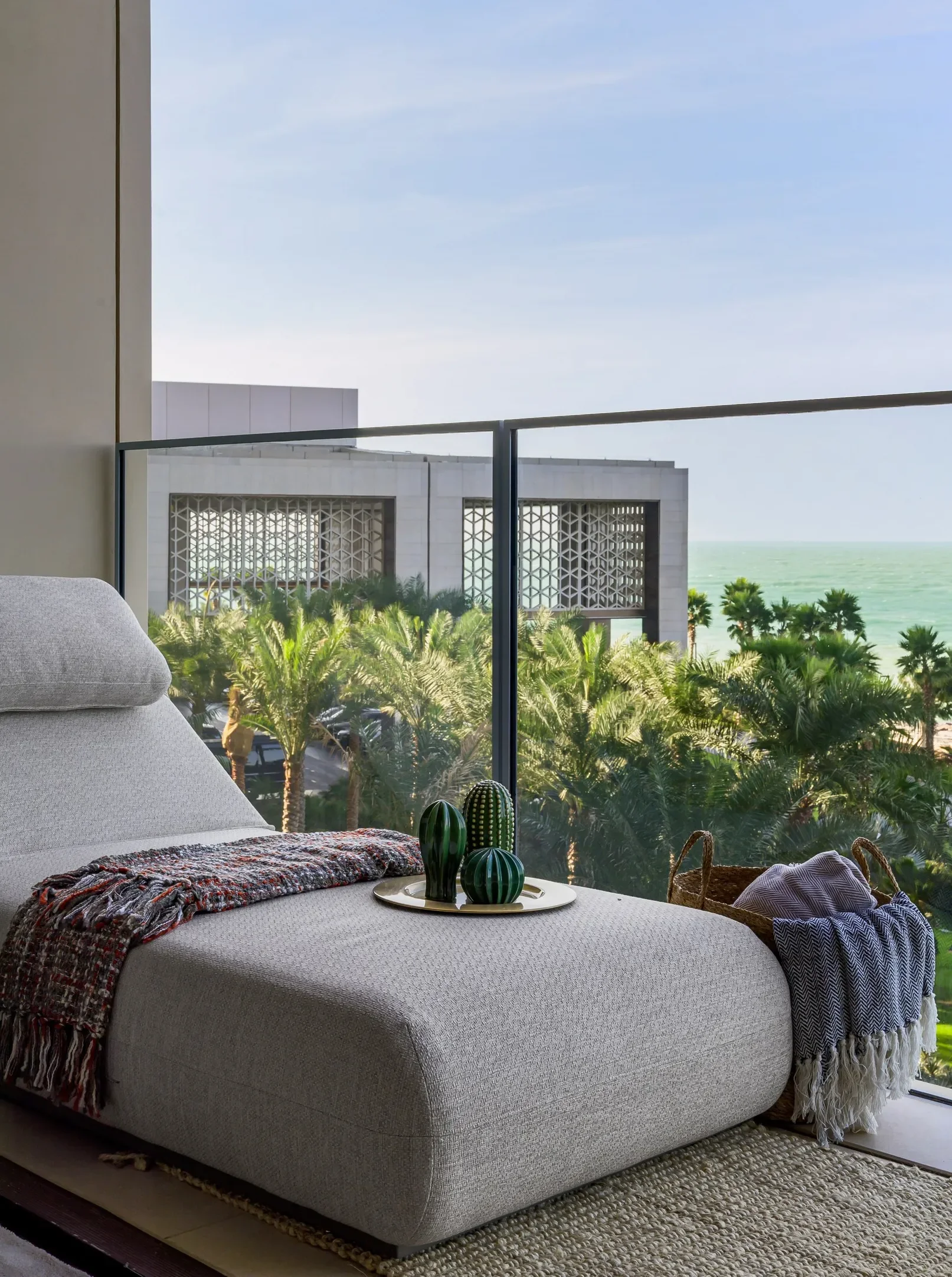 Palm Jumeirah - Crescent Rd - The Palm Jumeirah - Dubai - United Arab Emirates, Dubai, Dubai, United Arab Emirates. - Photo 4