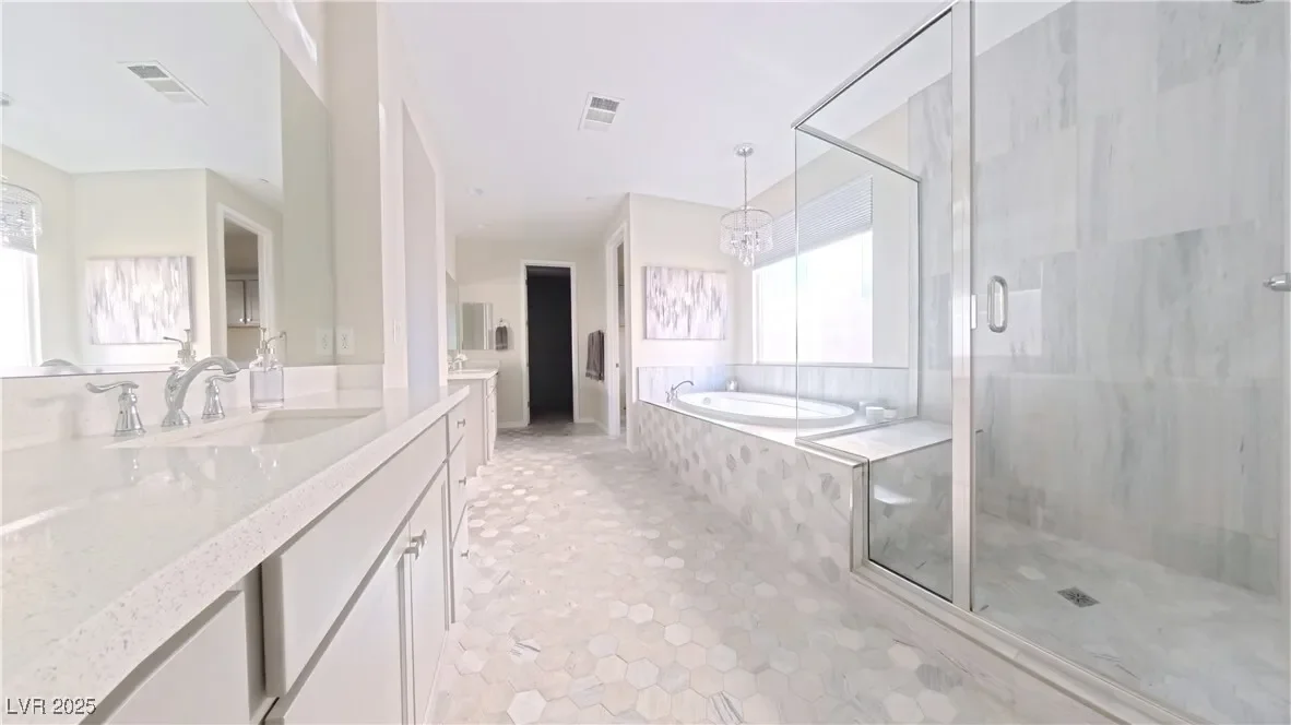 8 Vista Outlook Street, Henderson, Nevada, United States. - Photo 10