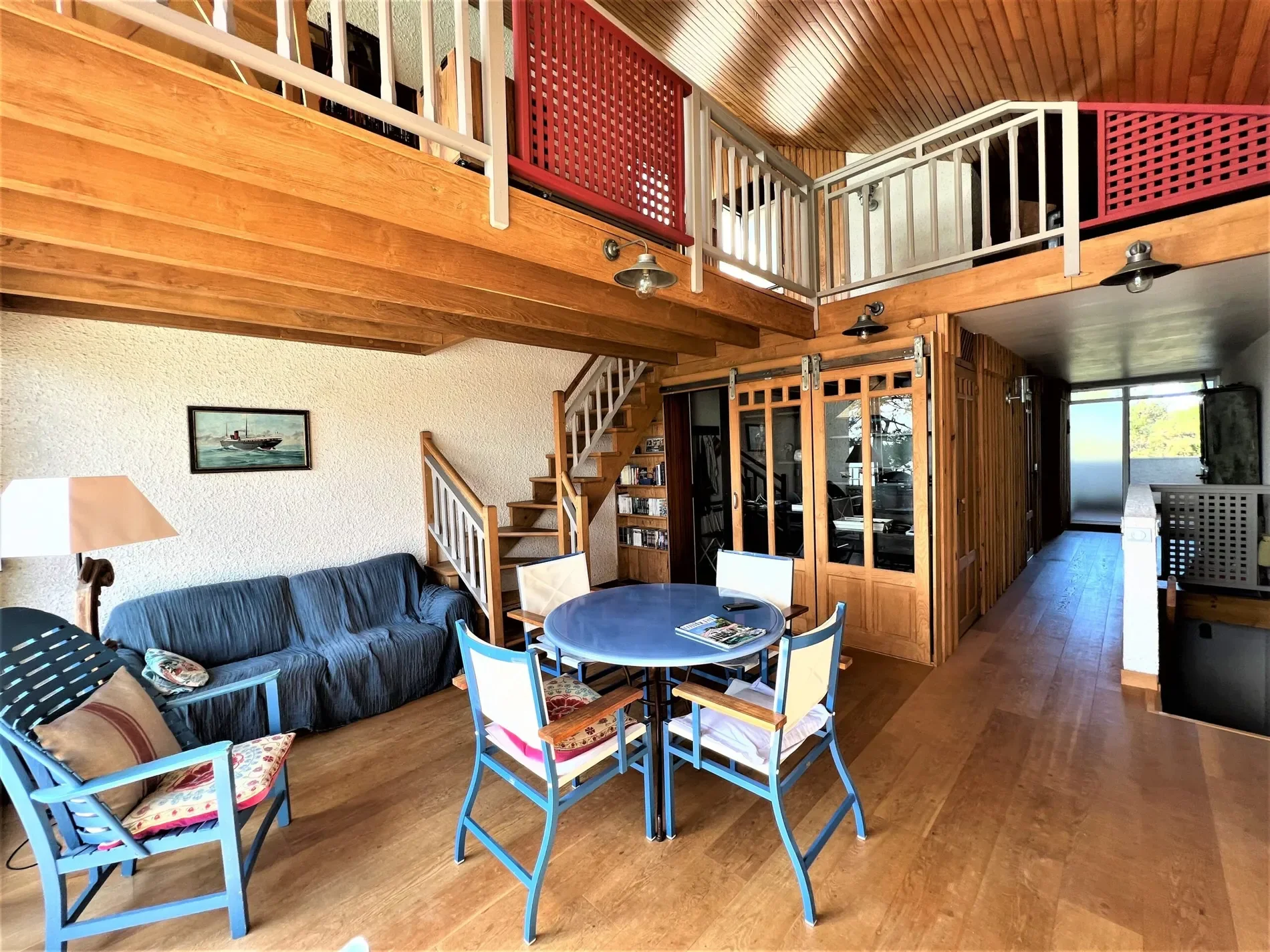 Gallery photo 3
