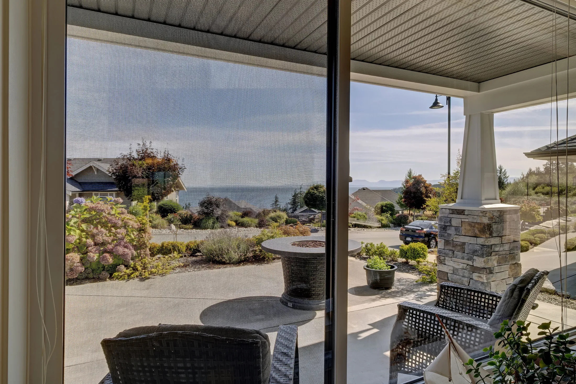 Exterior photo 9
