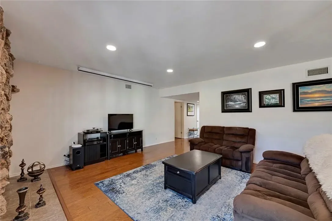 Gallery photo 6