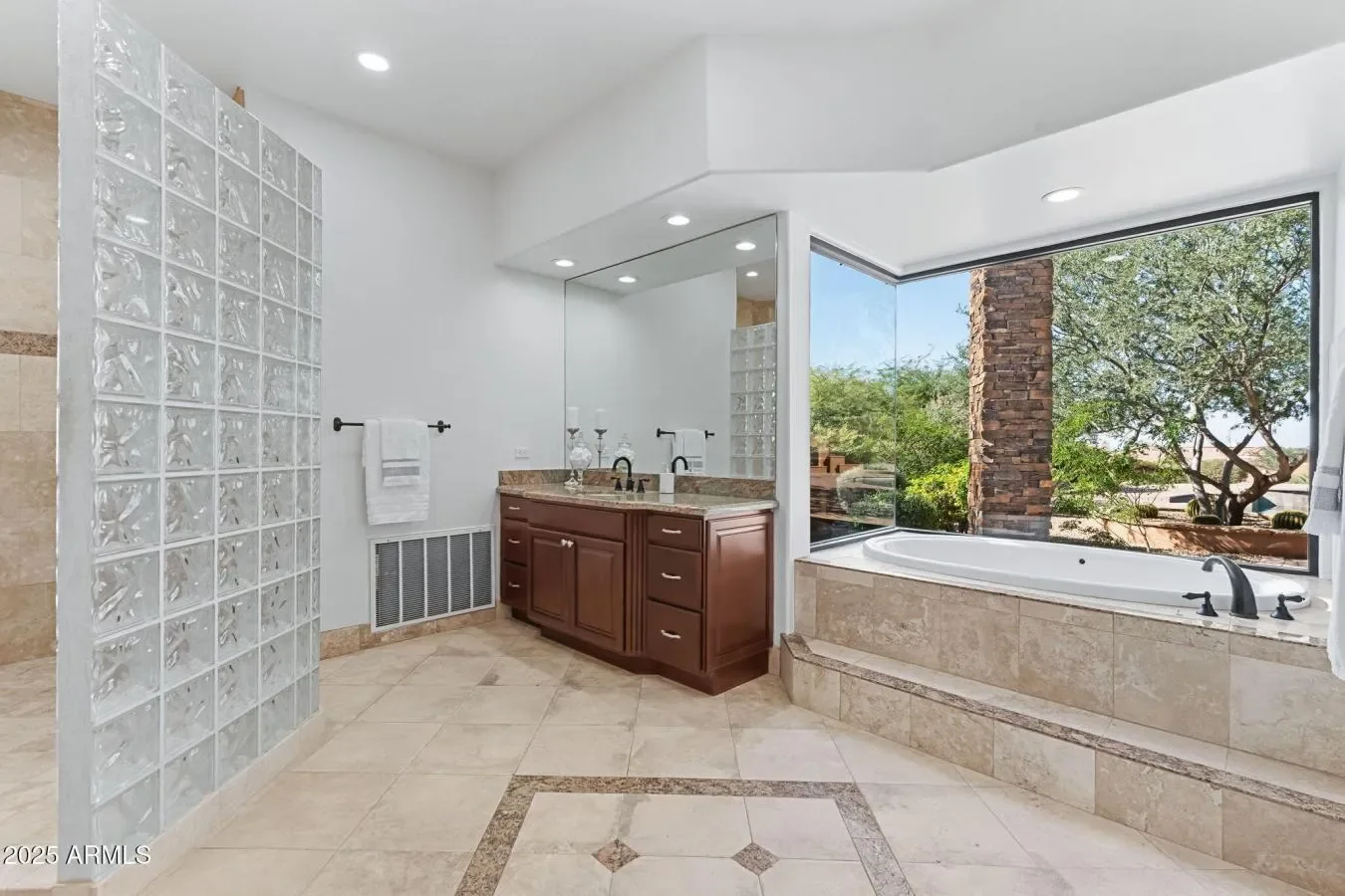 13322 E PARADISE Drive, Scottsdale, Arizona, United States. - Photo 4