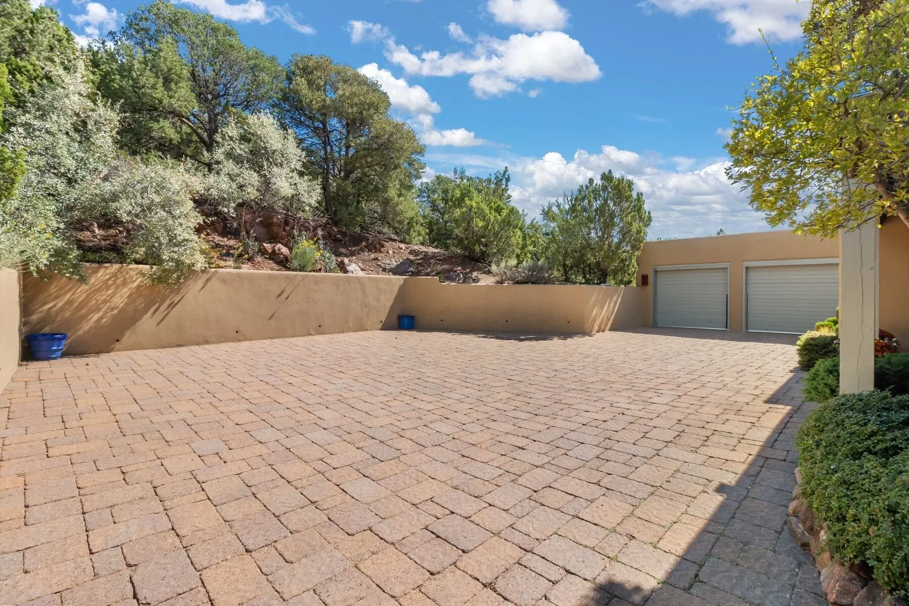 1420 Canada Del Sur, Santa Fe, NM 87501, Santa Fe, New Mexico, United States. - Photo 48