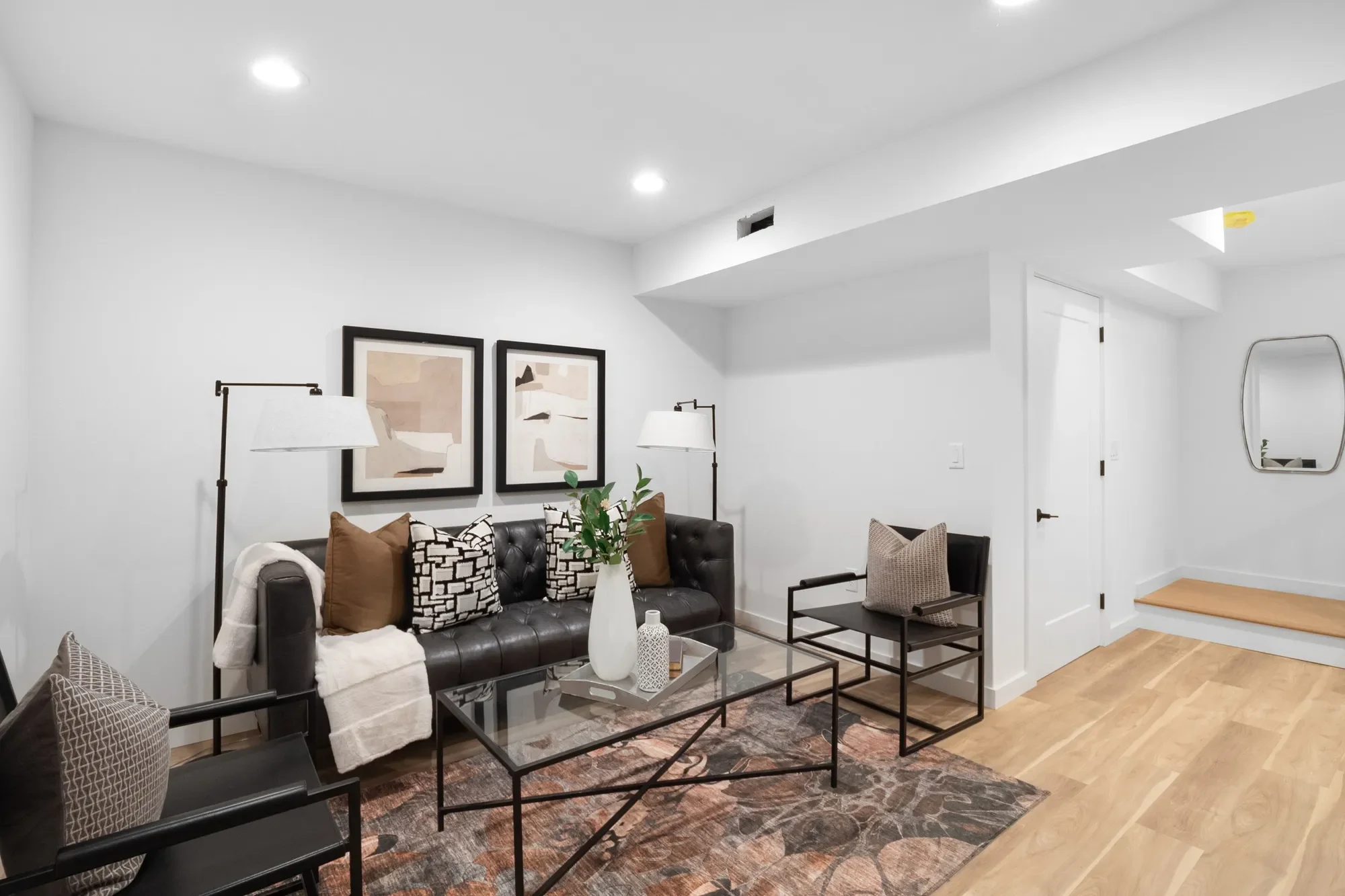 215 North Sarah Street #13 , St. Louis, MO 63108, St. Louis, Missouri, United States. - Photo 40