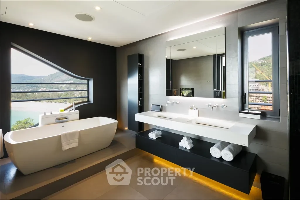 R7CX+CPG, Thanon Kata, Tambon Karon, Amphoe Mueang Phuket, Chang Wat Phuket 83100, Thailand, Karon, Phuket, Thailand. - Photo 7