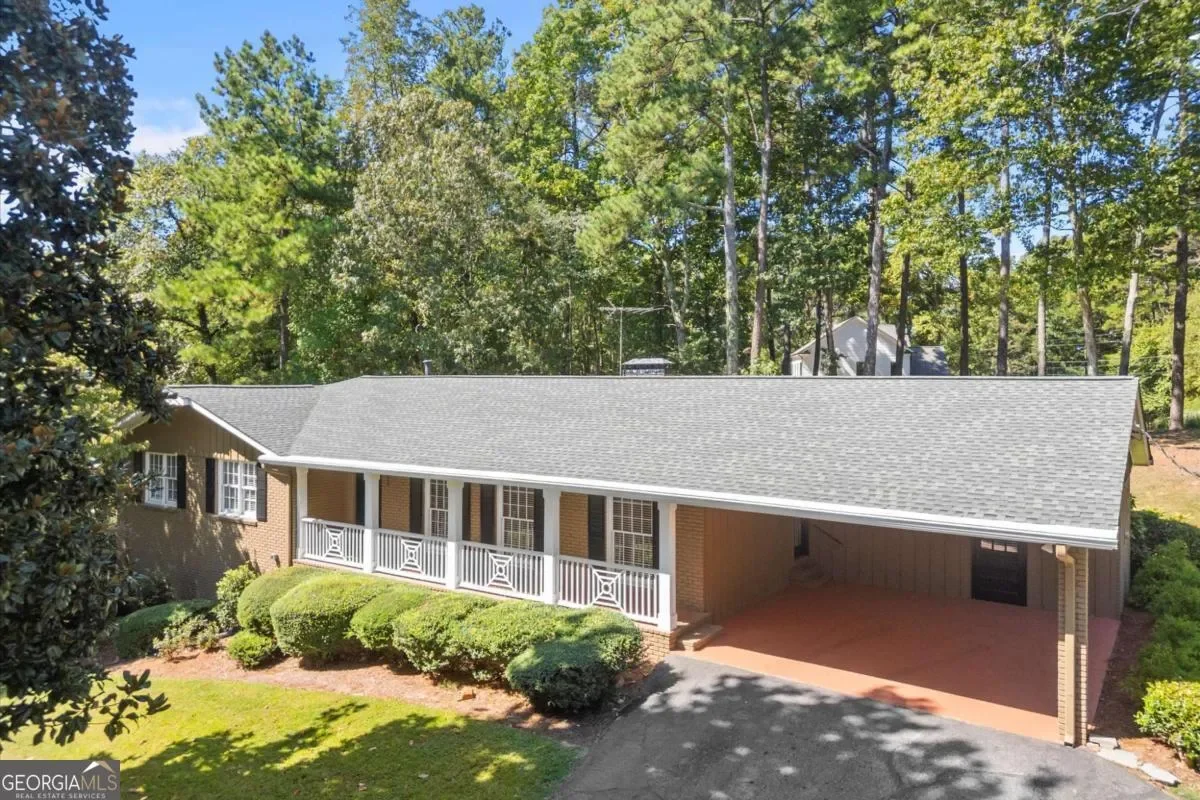 840 Hickory DR SW, Marietta, Georgia, United States. - Photo 15