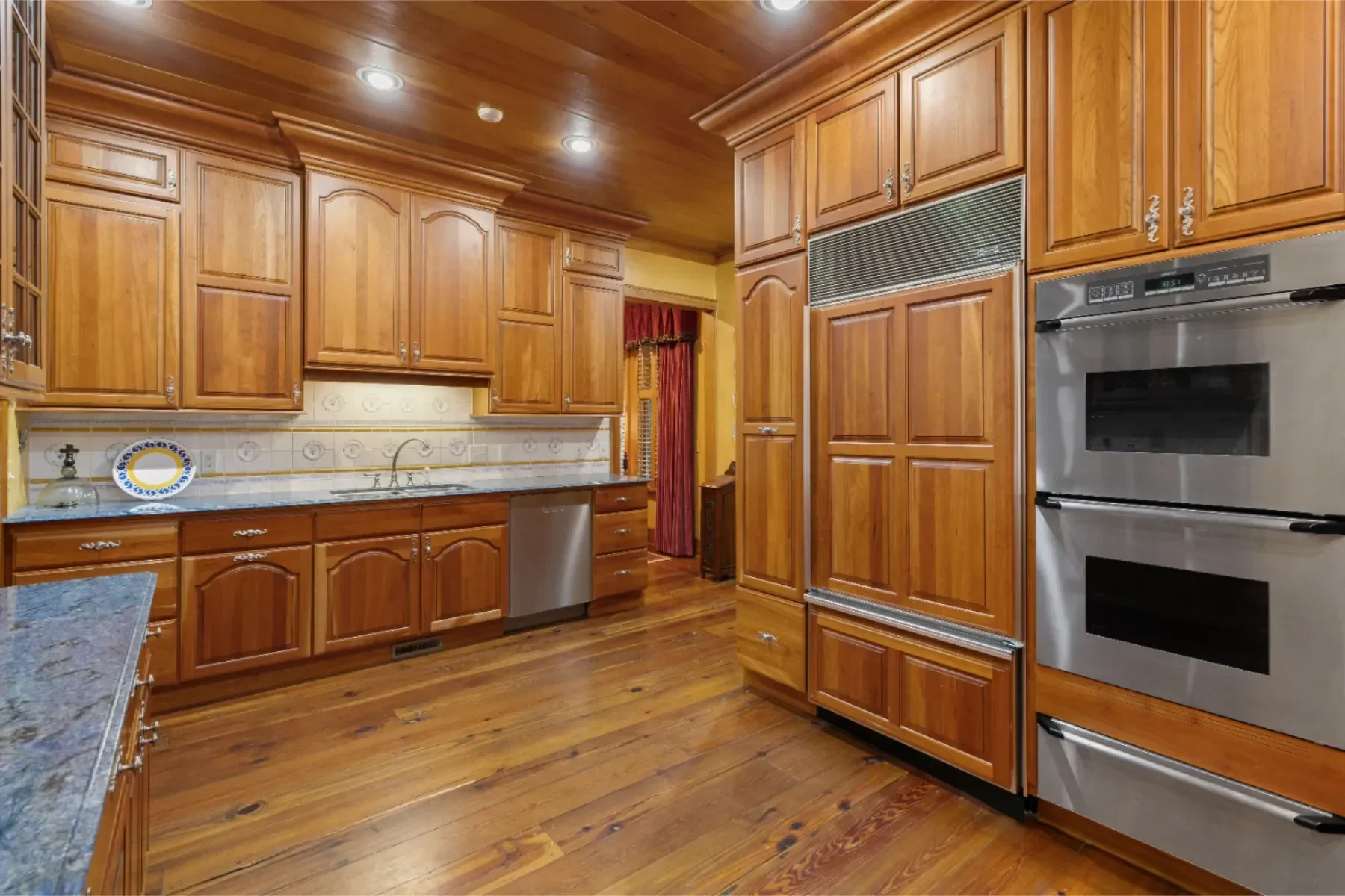 1671 Highway 107S, Cashiers, NC 28717, Highlands, North Carolina, United States. - Photo 12