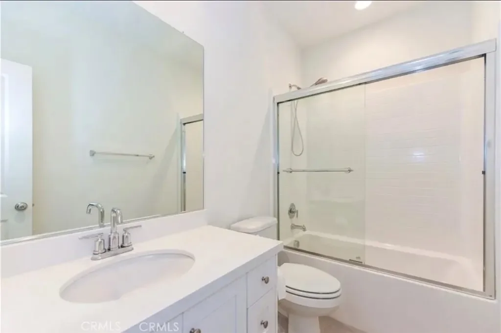 175 Frame, Irvine, California, United States. - Photo 16