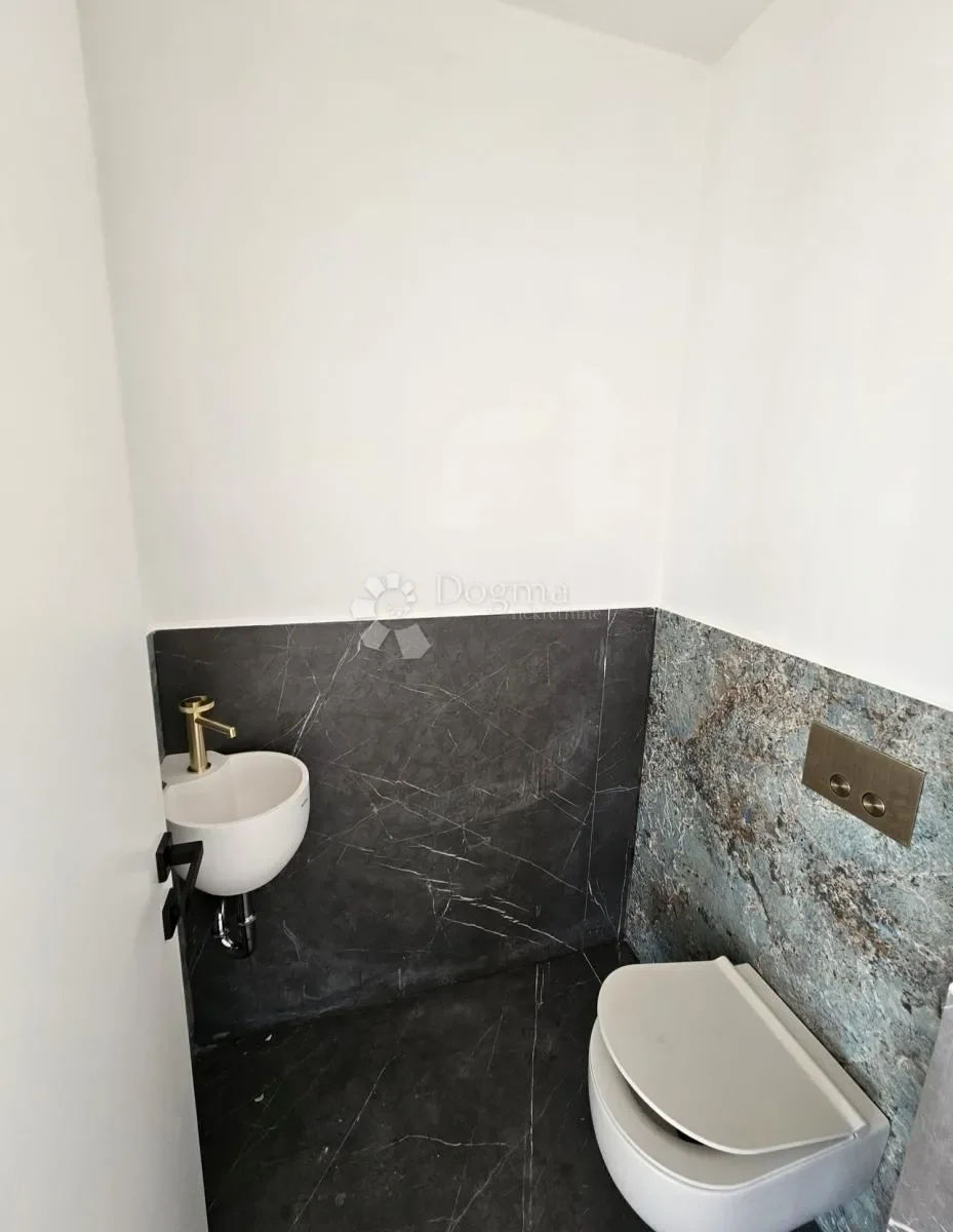 Gallery photo 2