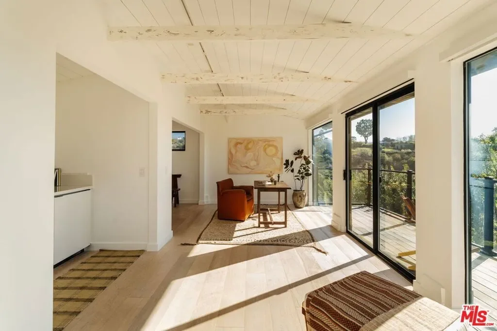 6767 Wandermere Road, Malibu, California, United States. - Photo 10
