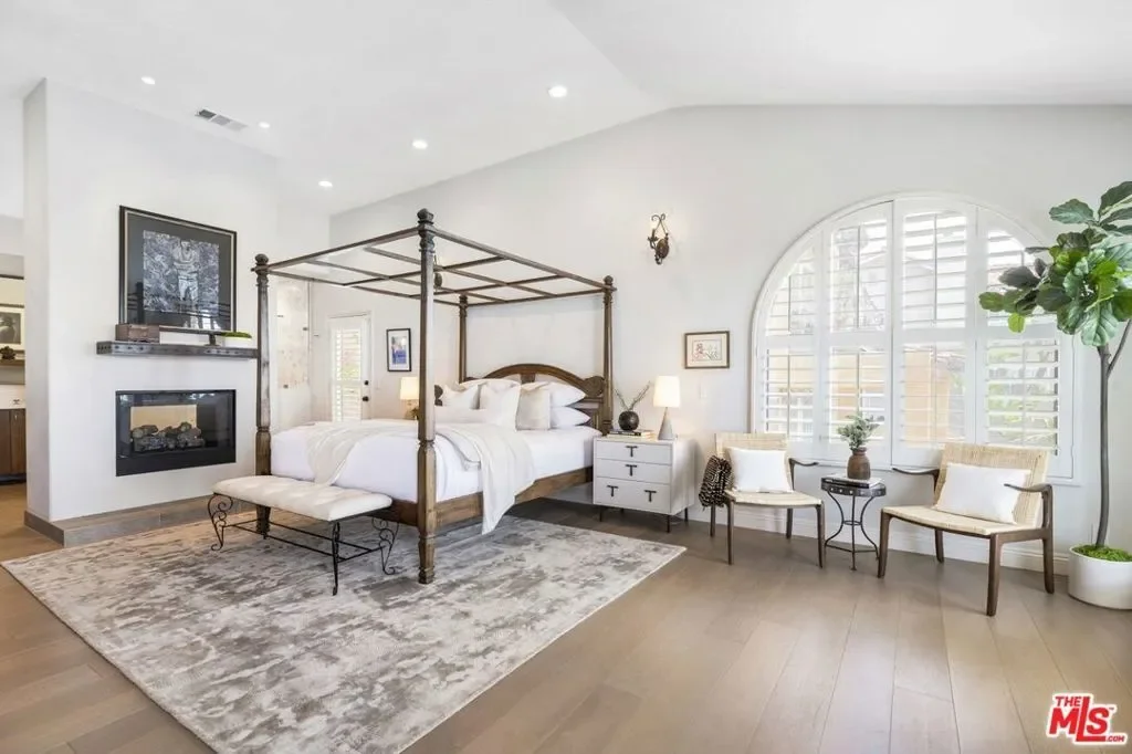 6383 Quebec Drive, Los Angeles, California, United States. - Photo 3