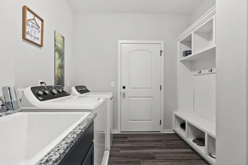 2260 Lonnie, Sun Prairie, Wisconsin, United States. - Photo 31