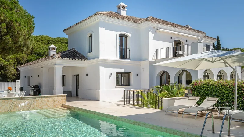 Modern Andalusian Villa Steps from the Beach