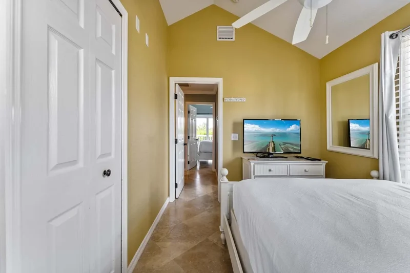 5110 Sunset Village Drive, Duck Key, FL 33050, Duck Key, Florida, United States. - Photo 58