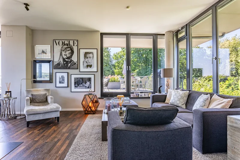 Exclusive penthouse with incomparable panoramic water views