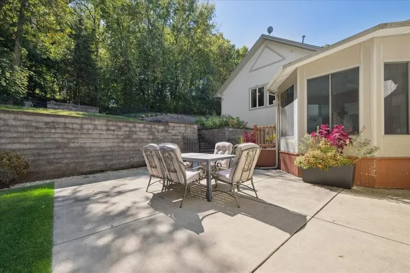 925 N. River Road, Algonquin, IL, 60102, USA, Algonquin, Illinois, United States. - Photo 57