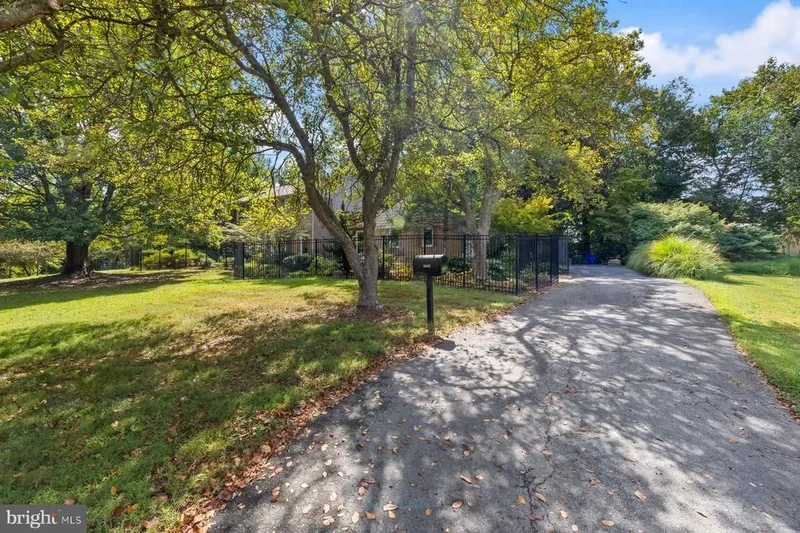 16400 Montecrest Lane, Gaithersburg, MD 20878, North Potomac, Maryland, United States. - Photo 27