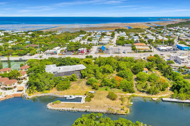 6500 6600 Overseas Highway