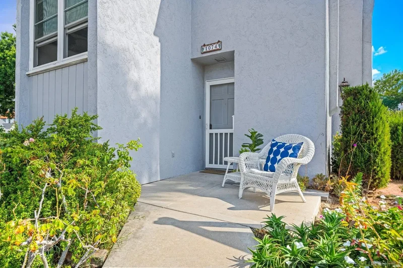 1074 Isabella Avenue, Coronado, California, United States. - Photo 11