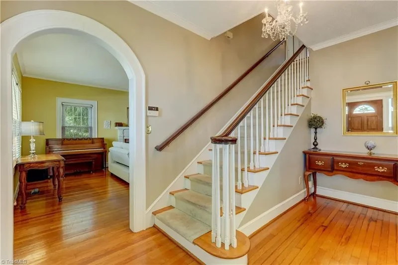 17 E Main Street, Thomasville, North Carolina, United States. - Photo 37