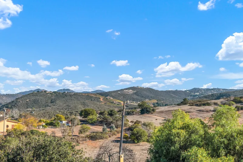 1589 Aldorado Drive , Vista, CA 92084, Vista, California, United States. - Photo 3