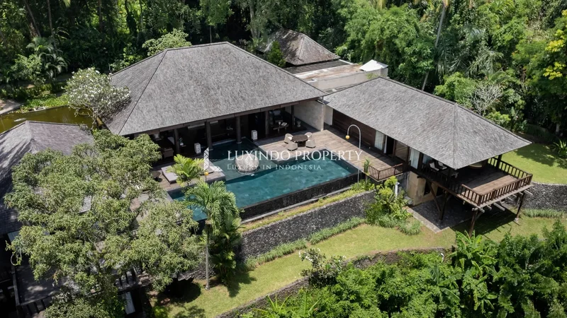 UBUD – OUTSTANDING 6 BEDROOM RETREAT IN SAYAN FOR FREEHOLD SALE