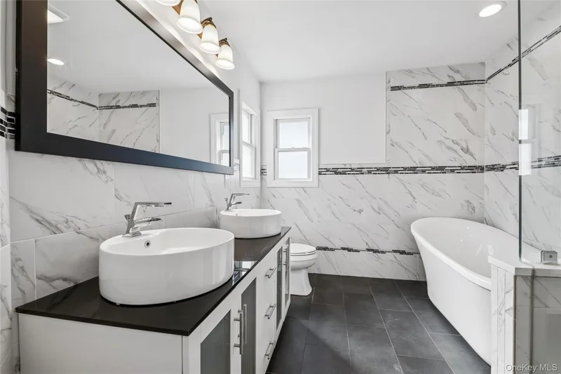 71 Michigan Street, Long Beach, New York, United States. - Photo 17