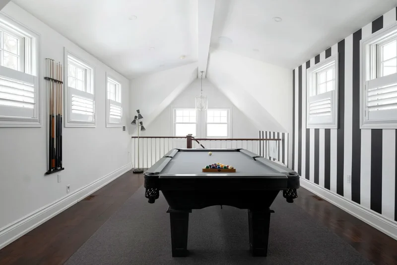 347 E Hart Crescent, Burlington, ON L7N 1P8, Canada, Burlington, Ontario, Canada. - Photo 44
