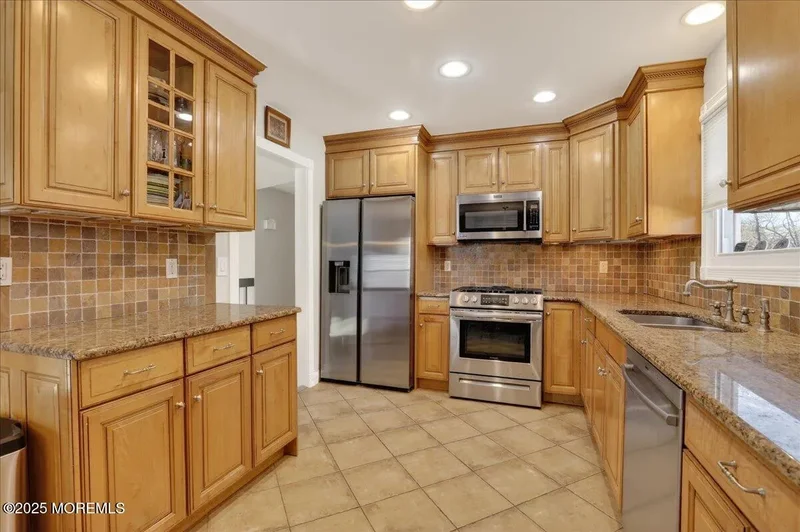 53 Sweet Gum Road, Howell, NJ 07731, Howell Township, New Jersey, United States. - Photo 18