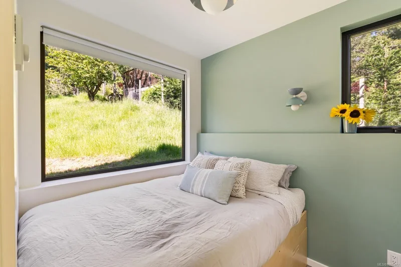 146 Menhinick Dr, Saltspring Island, British Columbia, Canada. - Photo 4
