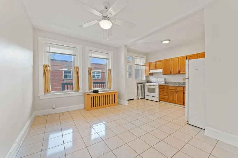 2707 11th Street NW , Washington, DC 20001, Washington, District of Columbia, United States. - Photo 34