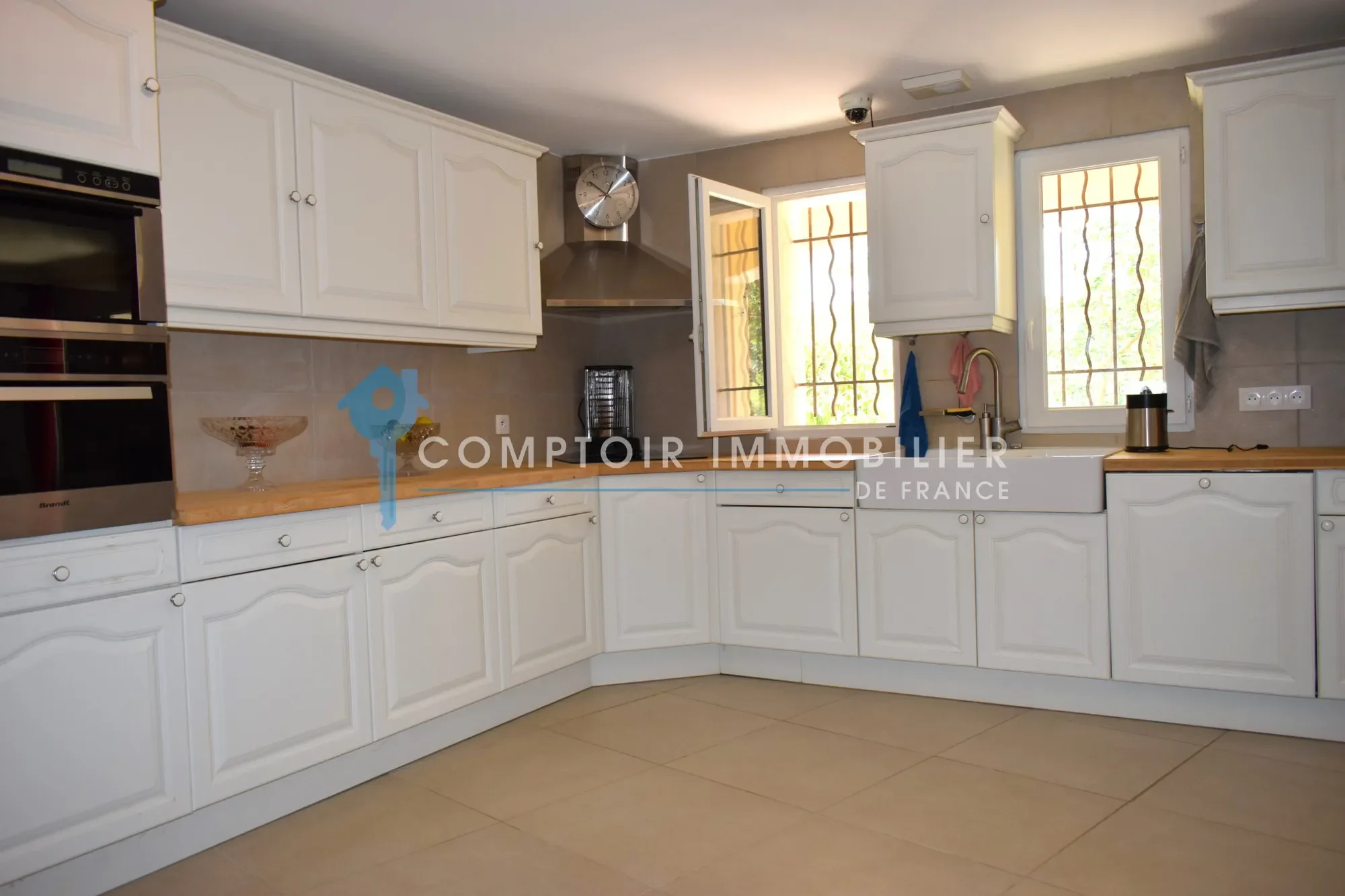 Gallery photo 2