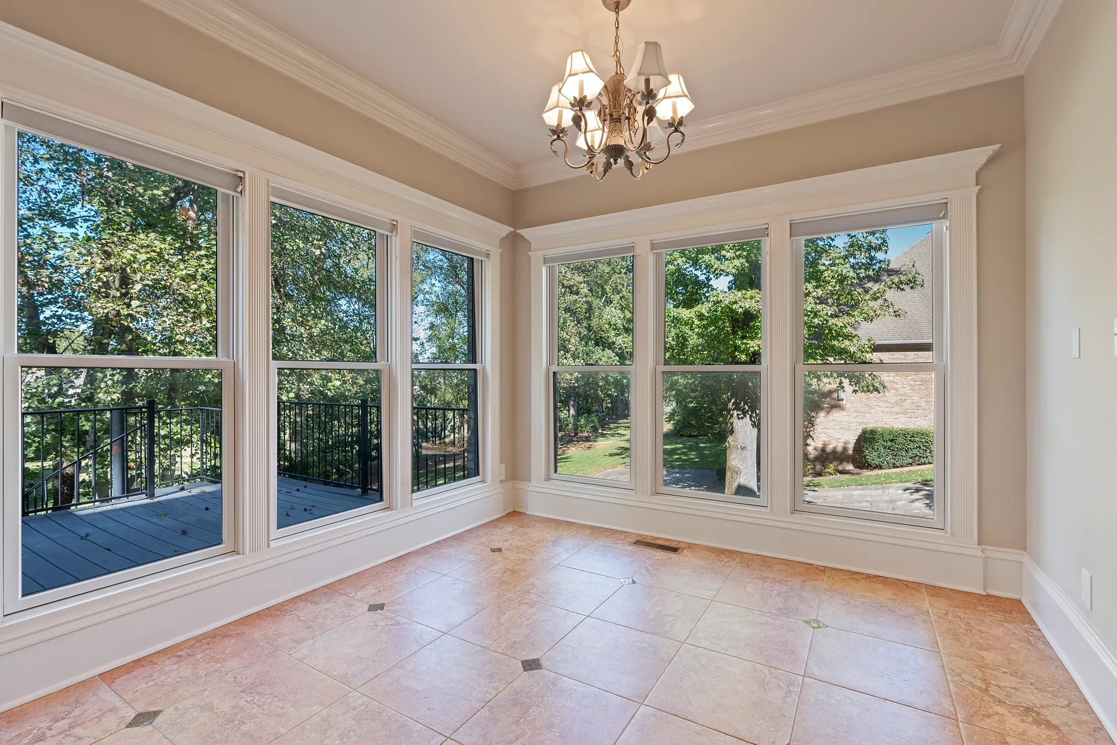 Gallery photo 10