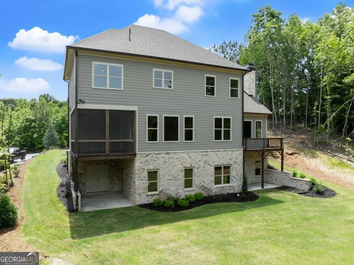 Flowery Branch, Georgia, United States. - Photo 52