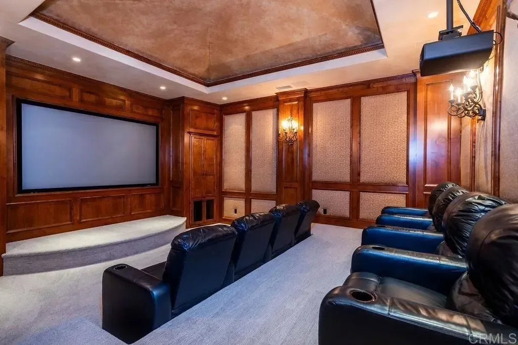 4860 Rancho Verde Trail, San Diego, California, United States. - Photo 5