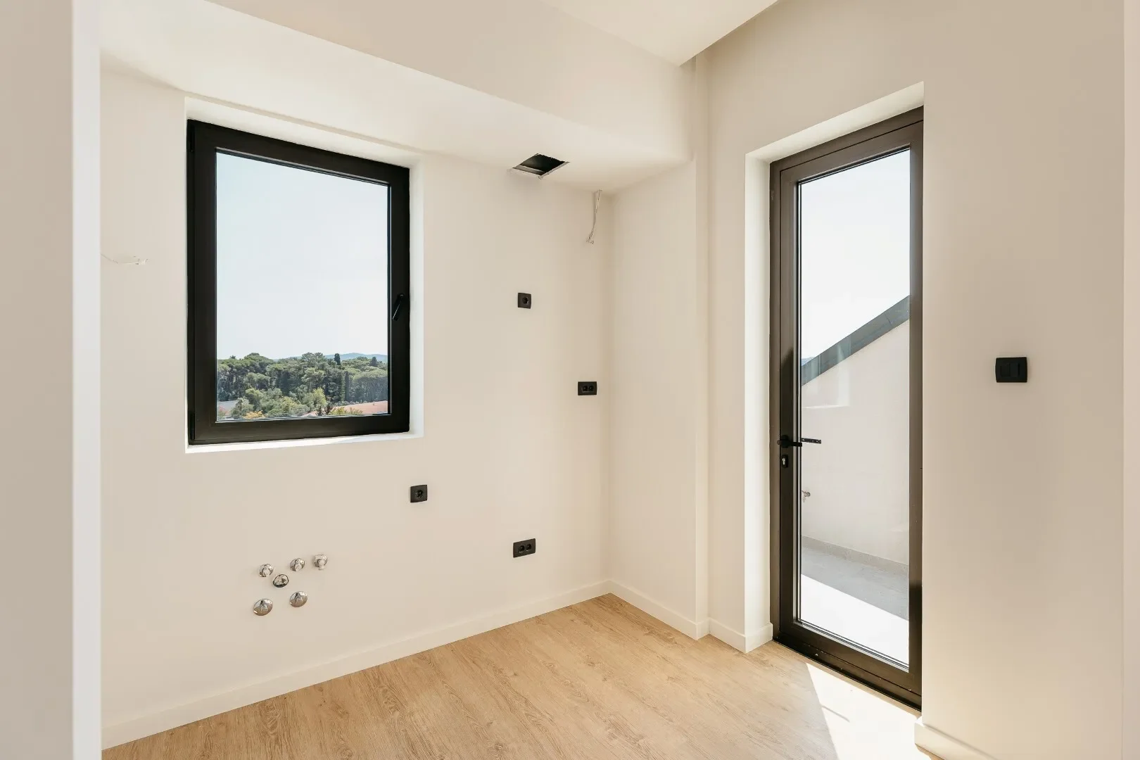 Gallery photo 4