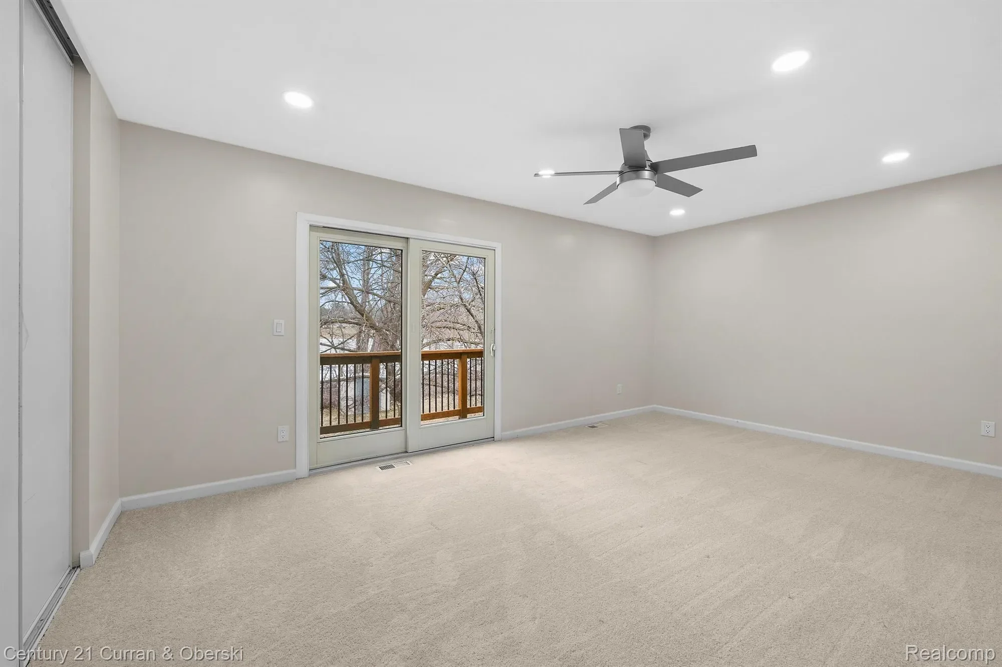 19760 Scenic Harbour Drive, Northville Township, MI 48167, Novi, Michigan, United States. - Photo 3
