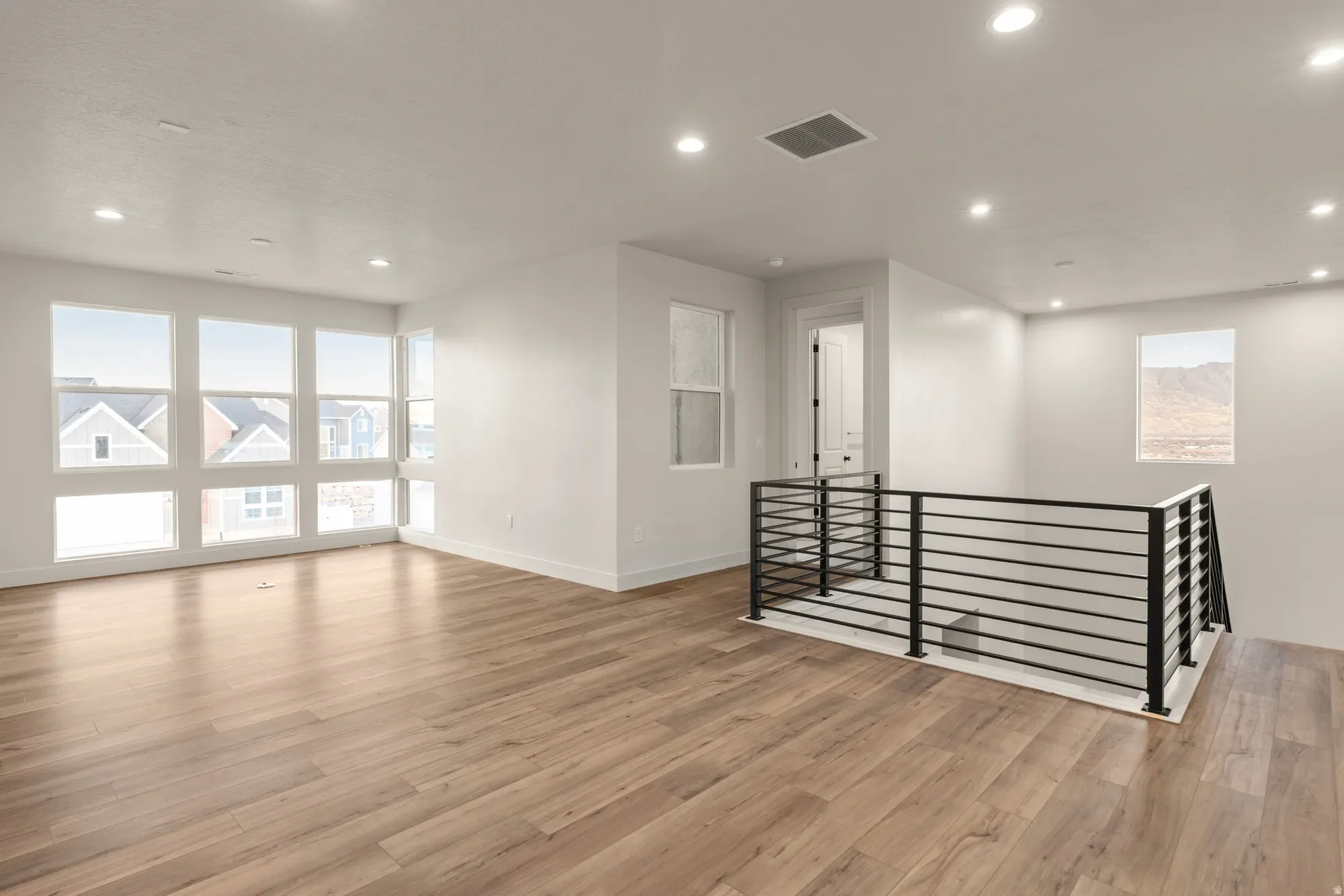 Gallery photo 12