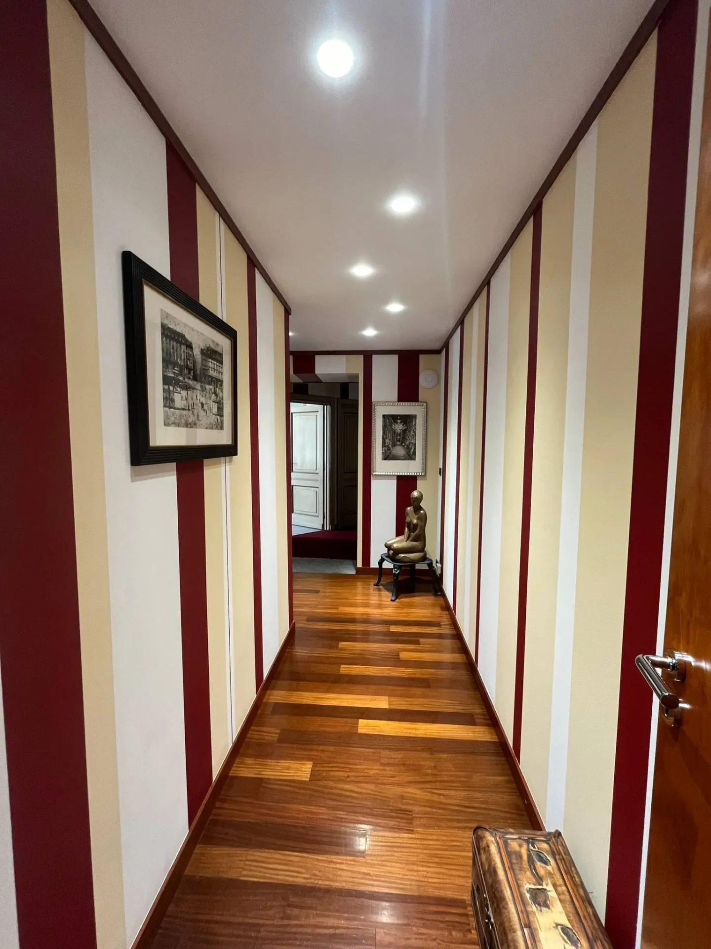 Gallery photo 7