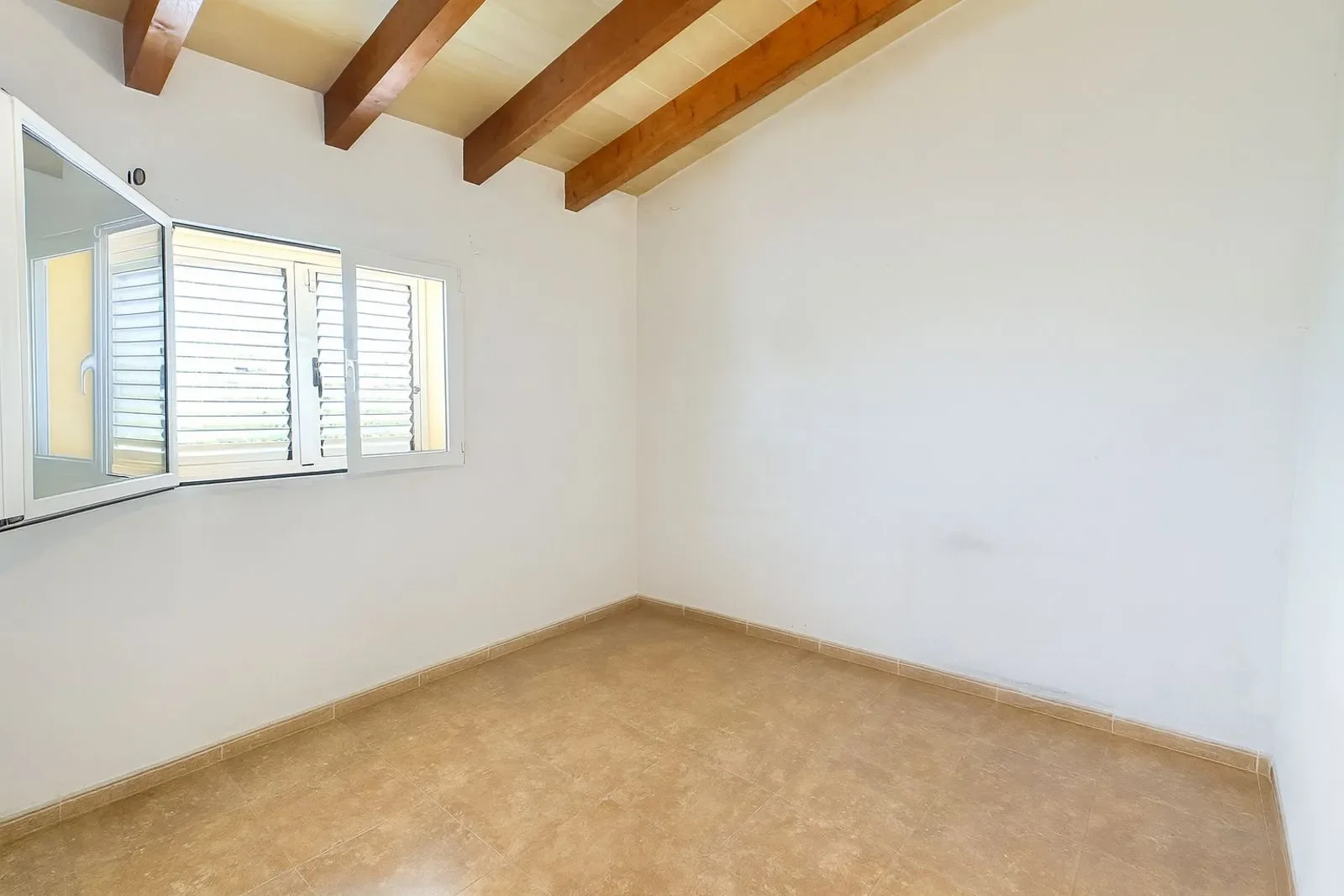 Gallery photo 2