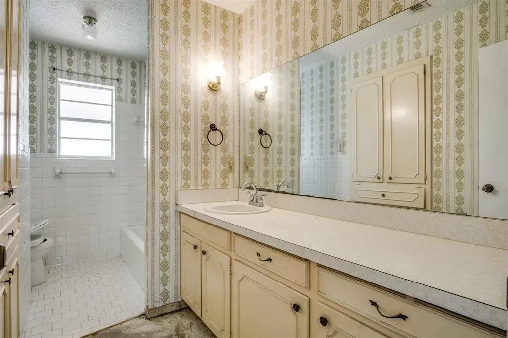 1905 County Rd 913, Burleson, Texas, United States. - Photo 14