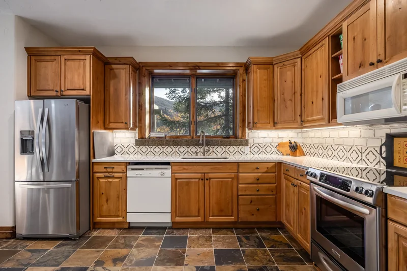 2091 S Windsor Park Circle, Bountiful, UT 84010, Bountiful, Utah, United States. - Photo 23