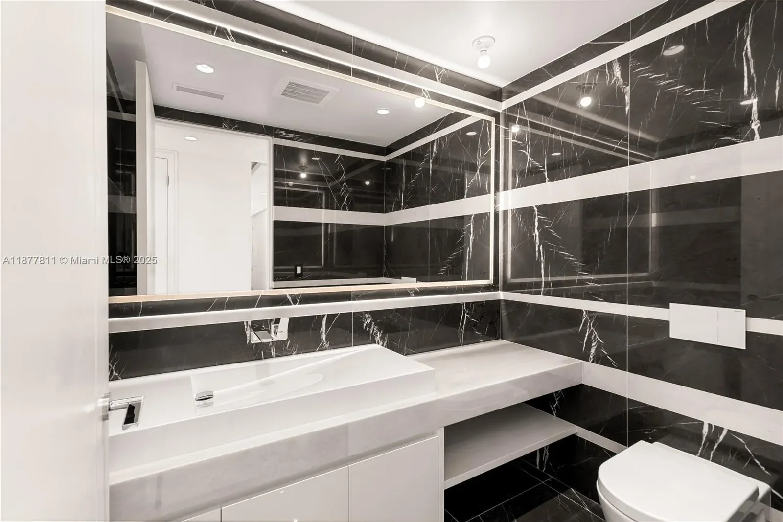 17975 Collins Ave N-1802, Golden Beach, Florida, United States. - Photo 25