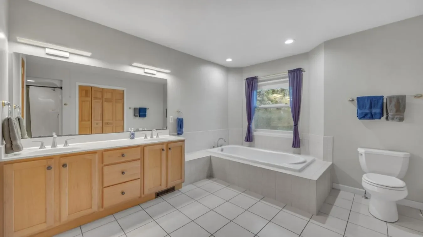 142 Maple St, Plymouth, Wisconsin, United States. - Photo 10
